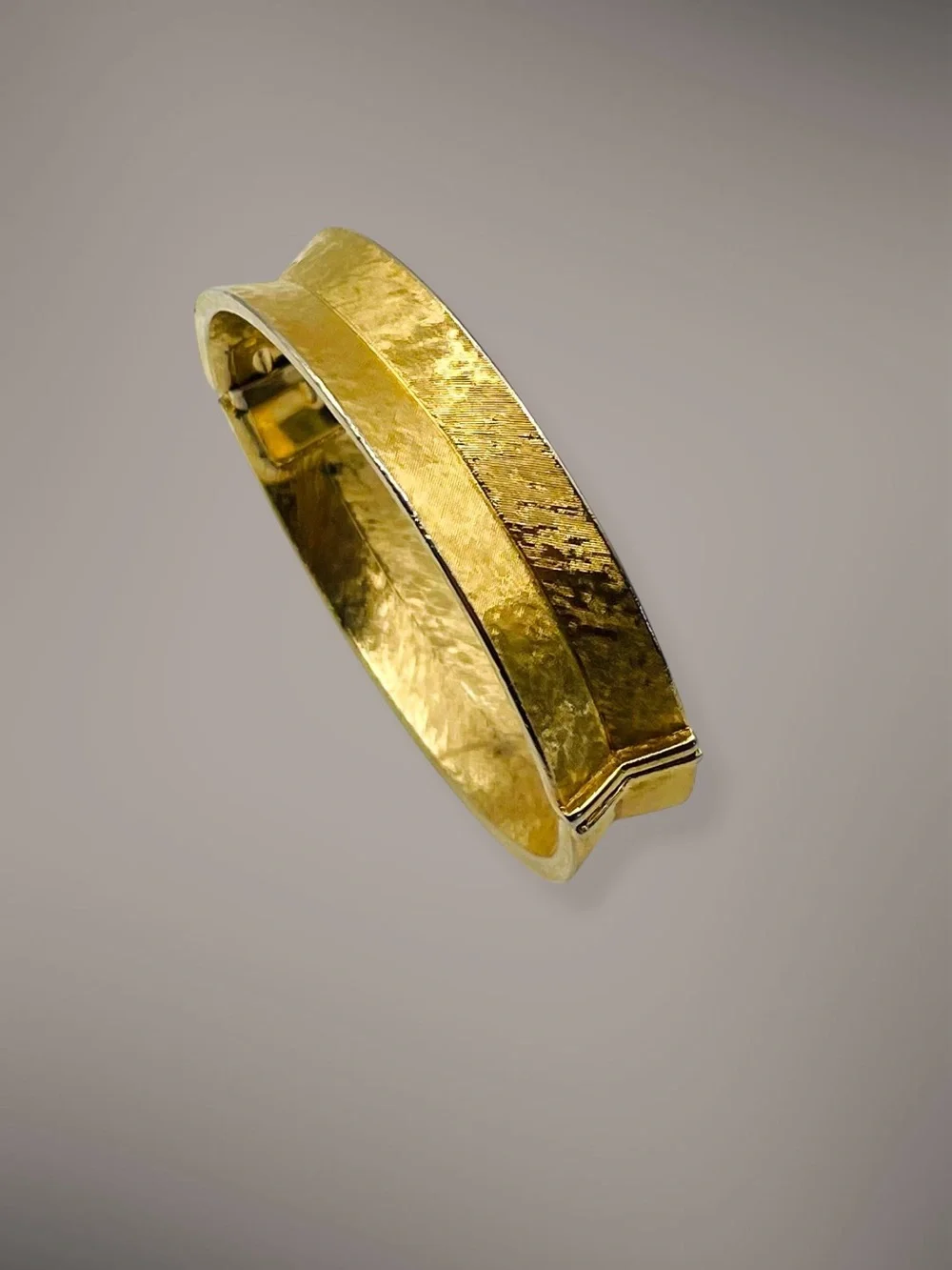 Vintage Monet Gold Hammered Dual Texture Hinged Bangle Clamper Bracelet